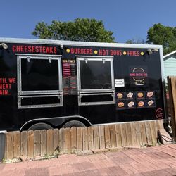 Buns on the Run ATX - Food truck exterior