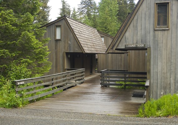 Glacier Bay Lodge & Tours by null