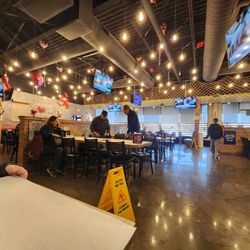 Fisherman's Kitchen - Ample seating