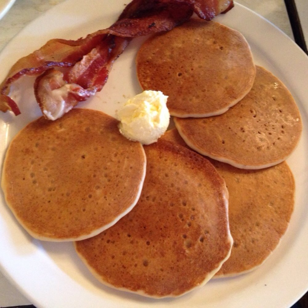 Stuffy's II - Kids dollar pancakes with bacon - Breakfast & Brunch Near Me - Longview, Washington Stuffy's II - Kids dollar pancakes with bacon - Breakfast & Brunch Near Me - Longview, Washington