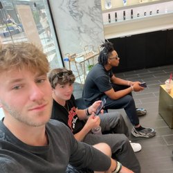 Luminosity - Me and the Boys getting a teeth whitening