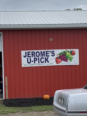 Jerome's U-Pick Fruit Farm by null