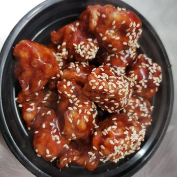 General Tso - Sesame Beed - Chinese Near Me - Philadelphia, Pennsylvania