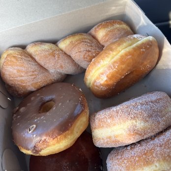 Dunlap's Donuts - Donuts Near Me - Santa Cruz, California Dunlap's Donuts - Donuts Near Me - Santa Cruz, California