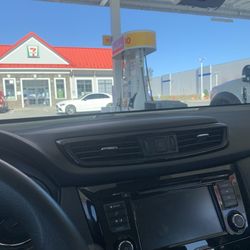 Shell Chantilly Corner