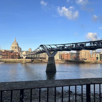 Millennium Bridge - Partial side view of the Millennium Bridge - Landmarks & Historical Buildings Near Me - London, XGL