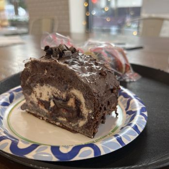 JMG Gelato Cafe - Chocolate Hazelnut Swiss Roll - Macarons Near Me - Fort Lee, New Jersey