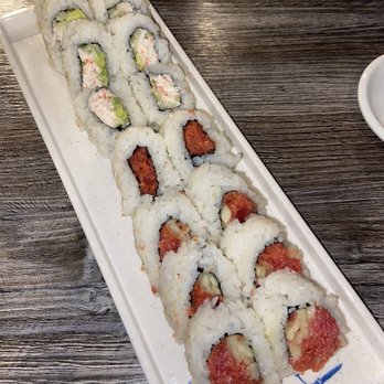 Makitto Sushi - California roll and spicy tuna roll - Sushi Bars Near Me - Mesa, Arizona