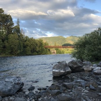 Weasku Inn Historic Resort - Hotels Near Me - Grants Pass, Oregon
