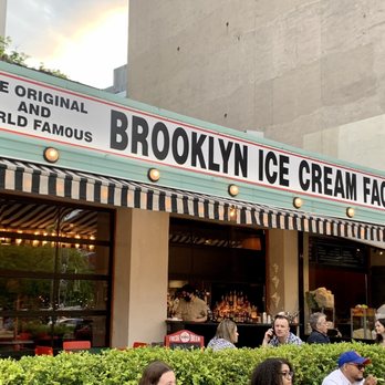Brooklyn Ice Cream Factory 212 Photos 246 Reviews Ice Cream Frozen Yogurt 14 Old Fulton St Brooklyn Ny Phone Number Yelp