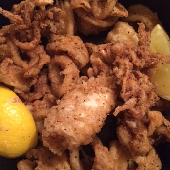 Amicci's - Chewy, burnt grease tasting calamari. So sad! - Italian Near Me - Baltimore, Maryland