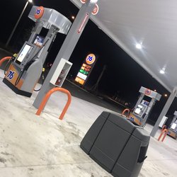 76 Gas Station - Daybreak Market