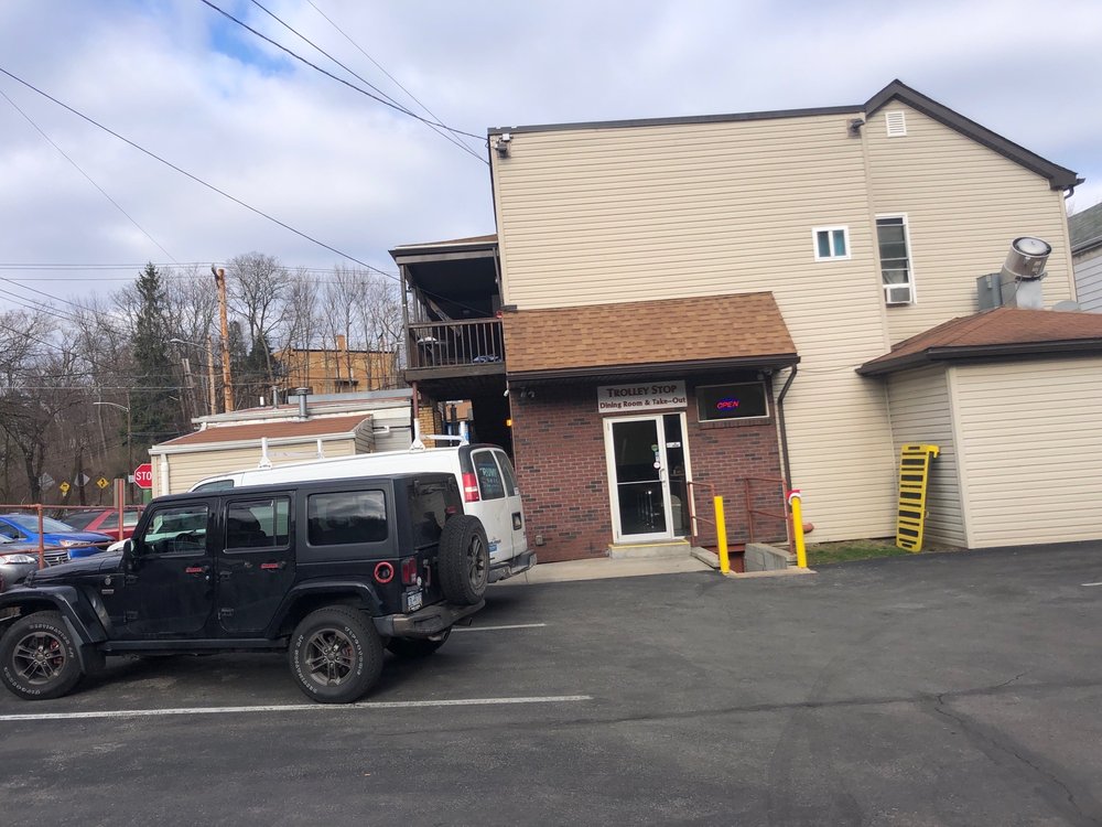 HOMEVILLE TROLLEY STOP 12 Photos 3704 Greensprings Ave, West