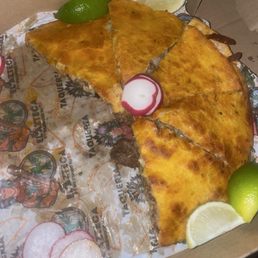 AZTECA PIZZABIIRRIA AZTECA PIZZABIIRRIA