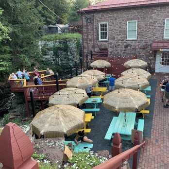 TA-Que - Patio - Food Trucks Near Me - Simsbury, Connecticut TA-Que - Patio - Food Trucks Near Me - Simsbury, Connecticut