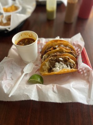 Birria & Barbacoa de Chivo Los Compadre's Taco Truck by null