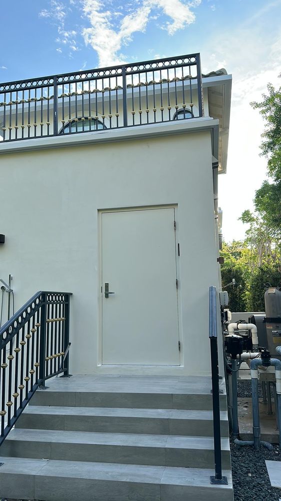 Slide of Proa70 Gutters