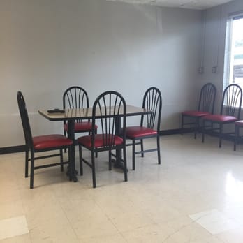 The Pearson's Smokehouse BBQ - Dining area - Food Delivery Services Near Me - Augusta, Georgia