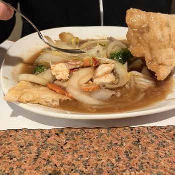 Le Kitchen Pho and Rice - Pan fried noodles - Asian Fusion Near Me - Anaheim, California Le Kitchen Pho and Rice - Pan fried noodles - Asian Fusion Near Me - Anaheim, California