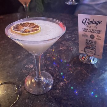 Brando's Speakeasy - Martini - Karaoke Near Me - Chicago, Illinois