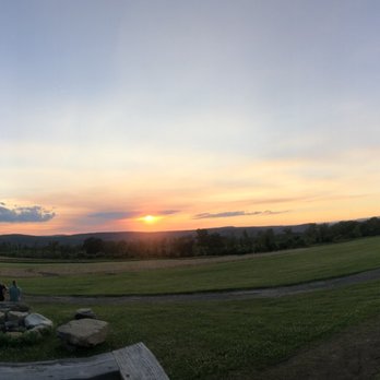 Westview Farm Creamery - the setting of the sunset - Ice Cream & Frozen Yogurt Near Me - Monson, Massachusetts