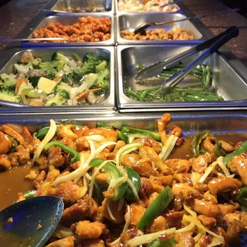 Amherst Buffet - Chicken stir fry, beans, veggies stir fry with tofu, two kinds of Chinese chicken, and more - Chinese Near Me - Amherst, New York