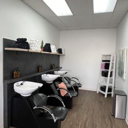 V + C Beauty Bar