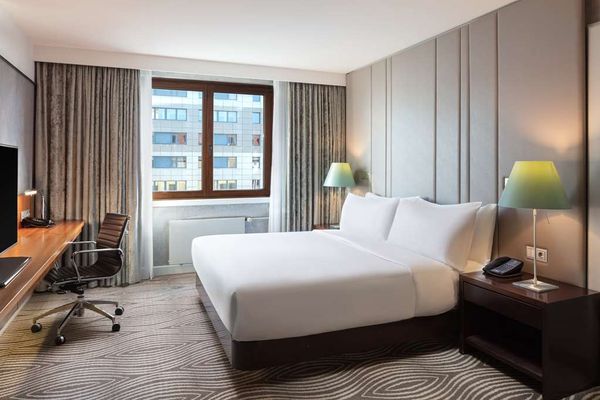 Hilton Berlin by null