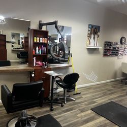 High Hills Salon - Hair station