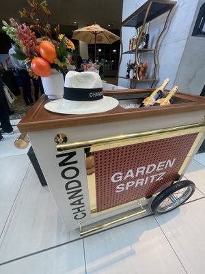 Huntington Place by null