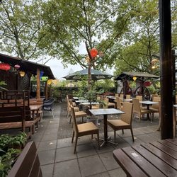 Ông Táo - Der Garten