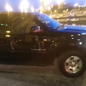 On Time Limousine Service - Squeaky clean-brand new whip. Presedential style. (Excuse the glare... Its just a shiny ride) - Limos Near Me - Jersey City, New Jersey On Time Limousine Service - Squeaky clean-brand new whip. Presedential style. (Excuse the glare... Its just a shiny ride) - Limos Near Me - Jersey City, New Jersey