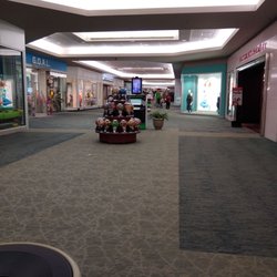 Meadowbrook Mall
