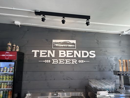 Ten Bends Beer by null