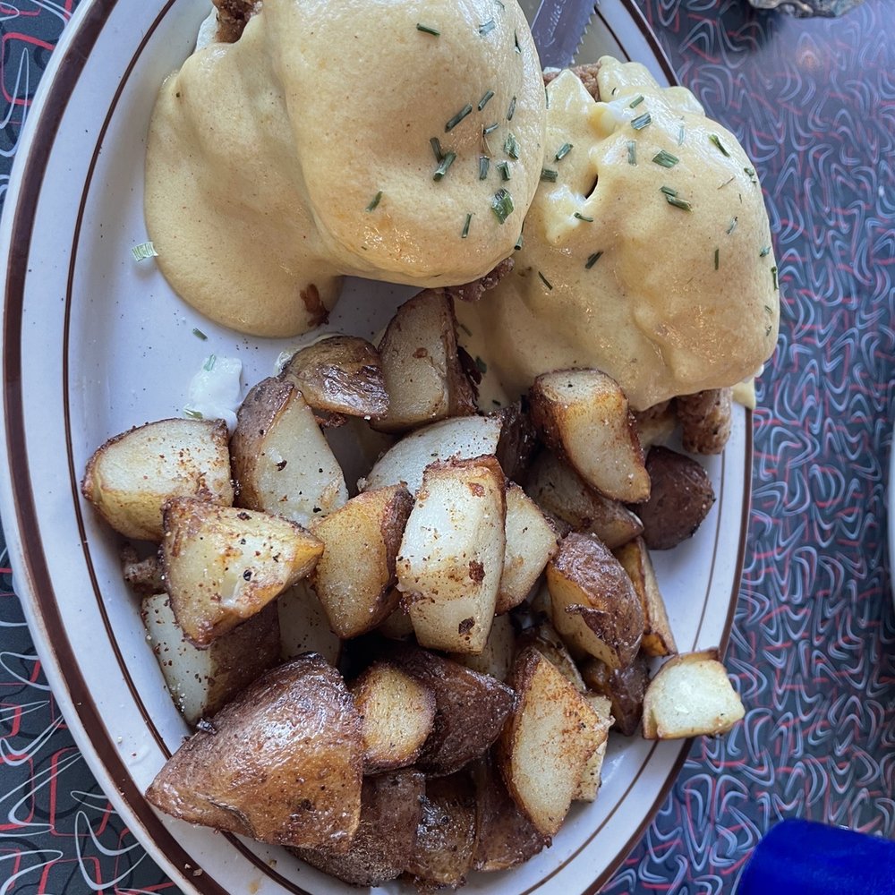 Triangle Diner - Country Benedict - Diners Near Me - Saratoga Springs, New York Triangle Diner - Country Benedict - Diners Near Me - Saratoga Springs, New York