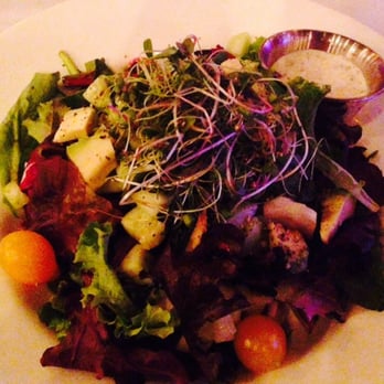 Genesis Steakhouse & Wine Bar - House Salad - Steakhouses Near Me - Houston, Texas