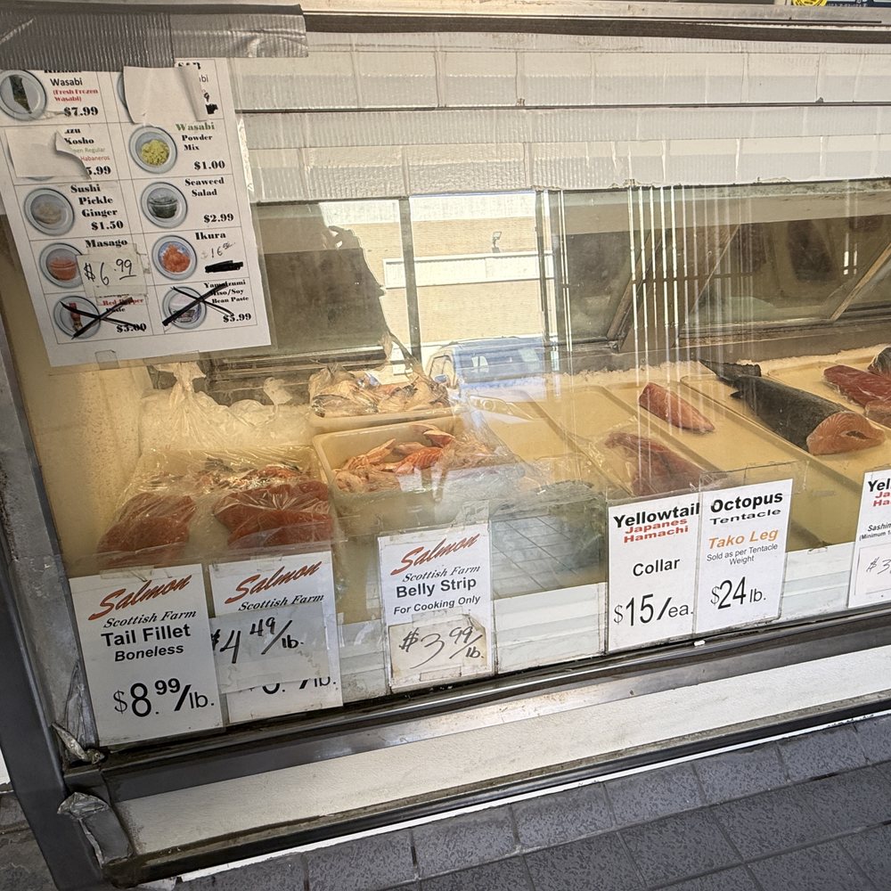 Ocean Plus Fish Market - Seafood Markets Near Me - Rosemead, California