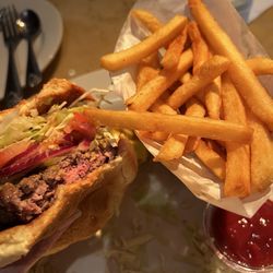 Old Fashioned Burger cooked to order and the best french fries I've ever had.
