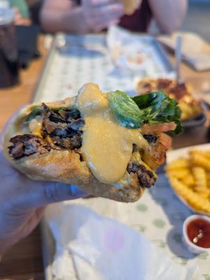 Shake Shack Salt River by null