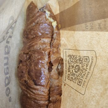 Da Vien Coffee - Ham, egg & cheese croissant - Coffee & Tea Near Me - Alhambra, California