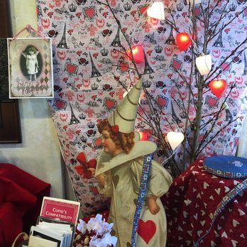 Jutta's Flowers - Not only flowers but one of a kind gifts and home decor abound. - Florists Near Me - Berkeley, California Jutta's Flowers - Not only flowers but one of a kind gifts and home decor abound. - Florists Near Me - Berkeley, California