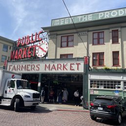 Exterior outside entrance of Pike Place Market - Seattle, Washington Exterior outside entrance of Pike Place Market - Seattle, Washington