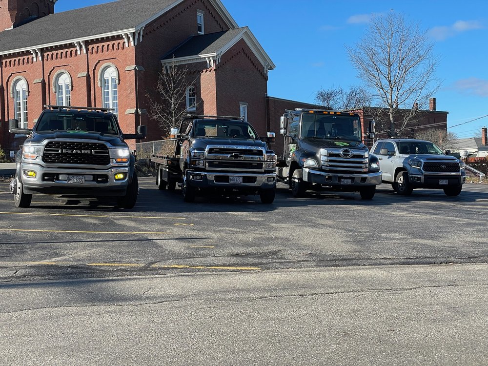 KENNEY AUTOMOTIVE TOWING AND RECOVERY with 17 real customer photos