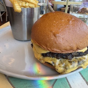 The Bungalow Kitchen - DBM Burger - New American Near Me - Tiburon, California The Bungalow Kitchen - DBM Burger - New American Near Me - Tiburon, California