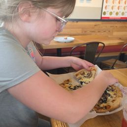White sauce, olives  and mushrooms ‍ she loved it.