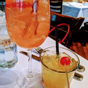 Brio Italian Grille - Drinks were very good - white peach sangria and amaretto sour. - Italian Near Me - Columbus, Ohio