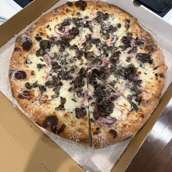 100 Pizza - Mushroom crema - Pizza Near Me - Brentwood, Tennessee