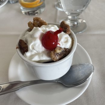 Boston Yacht Club - Black raspberry ice cream sundae - Boating Near Me - Marblehead, Massachusetts Boston Yacht Club - Black raspberry ice cream sundae - Boating Near Me - Marblehead, Massachusetts