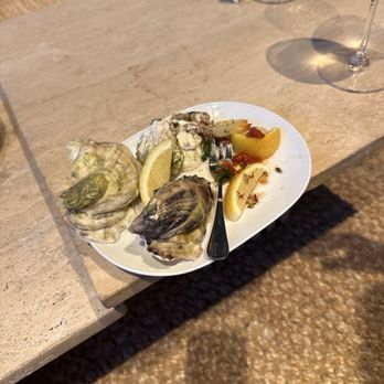 Marea Beverly Hills - Oysters and Frito mistro - Italian Near Me - Beverly Hills, California Marea Beverly Hills - Oysters and Frito mistro - Italian Near Me - Beverly Hills, California