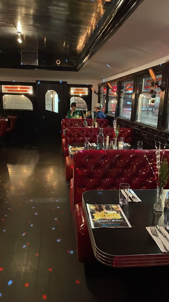 Rosebud Bar & Kitchen
